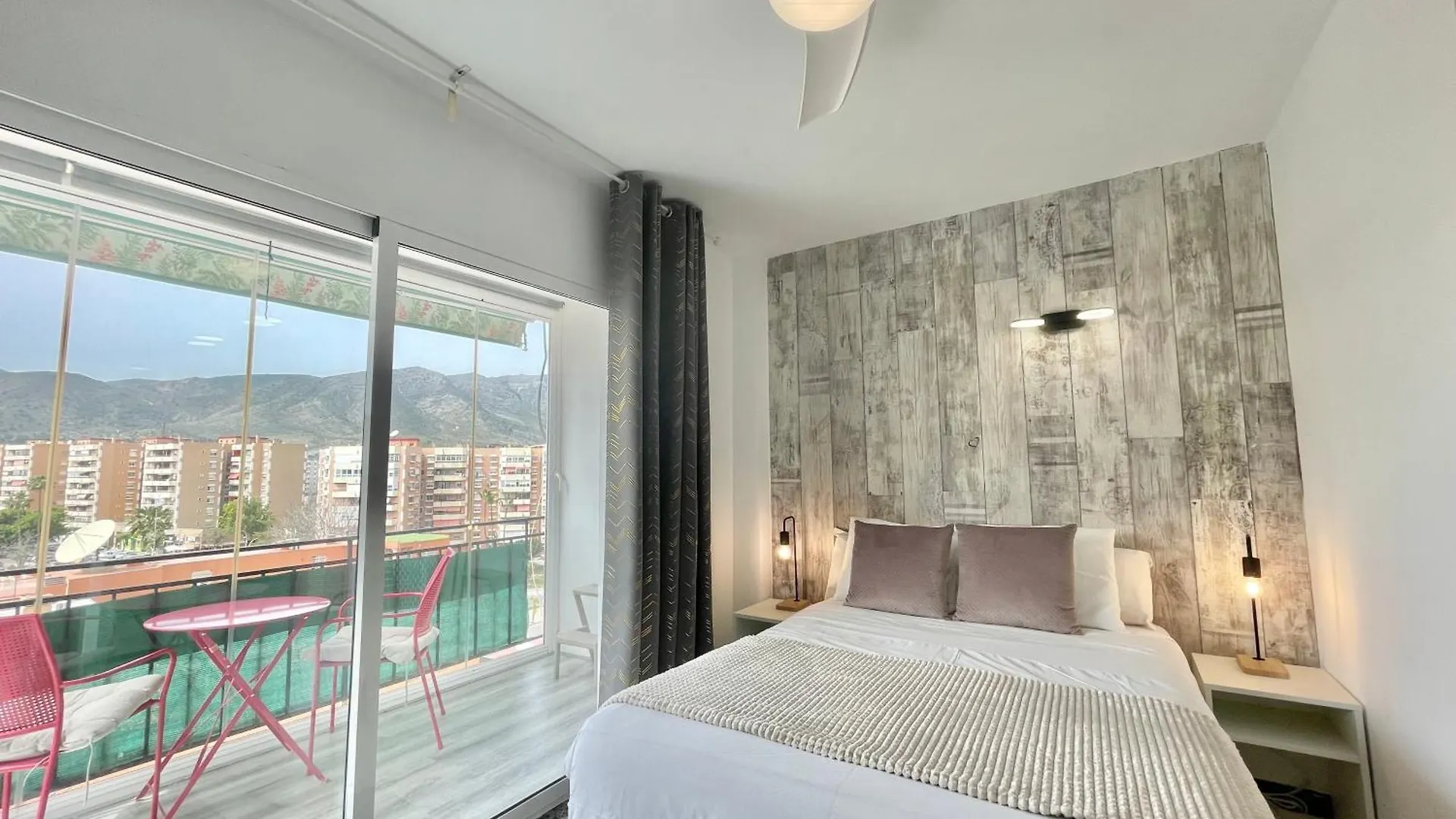 Lafrenchtouch - Coqueto Estudio Terraza Con Vistas Torremolinos